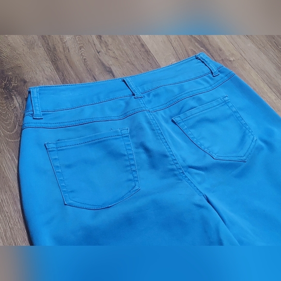 Cato Premium Contemporary 8 Women's Light Blue Jeans - VERY NICE! - Picture 9 of 12